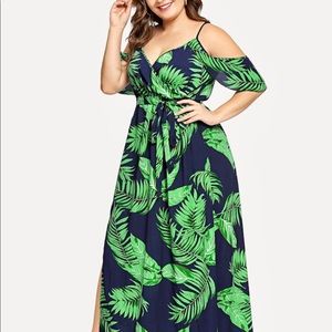 Plus cold shoulder slit hem floral dress